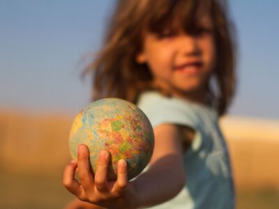 Kulturelle Vielfalt – Kindern und Familien mit Fluchterfahrung im Alltag begegnen.