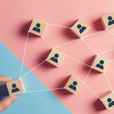 Medienkompetenz für Pädagog*innen – Wie erleichtern mir digitale Medien den Arbeitsalltag