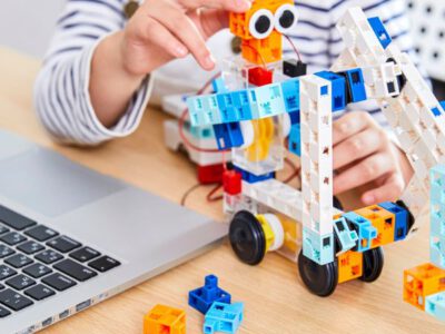 Programmieren, Tüfteln, Staunen - Coding & Robotics für Kiga und Hort